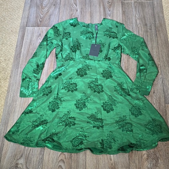 YAS Petite Green Floral Jacquard Mini Dress Long Sleeve Elegant Party - Picture 1 of 16